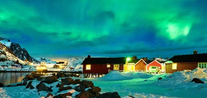 Best Northern Lights Hotels ICELAND for All Budgets - Aurora Tracks See ...