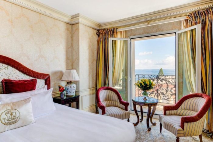 Luxury hotel in Monaco near casino