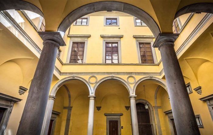 Historic boutique hotel in Florence Italy