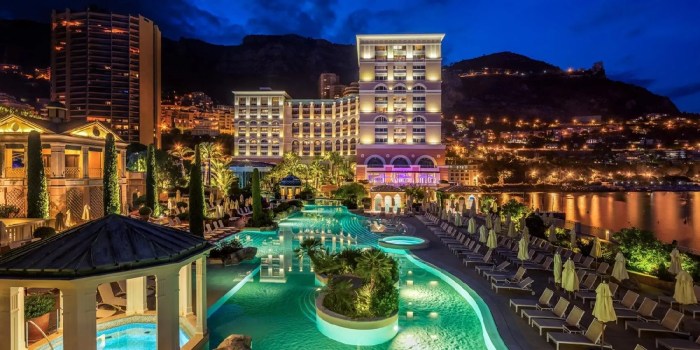 Luxury hotel in Monaco near casino