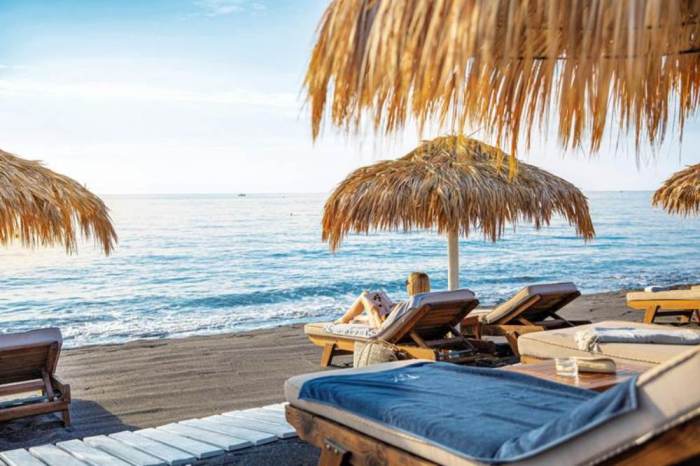 Adults only Hotel in Kamari Santorini - Hotel 28 Santorini Adults-only boutique hotel in Santorini