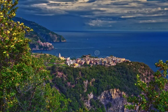Seaside resort in Cinque Terre with hiking trails