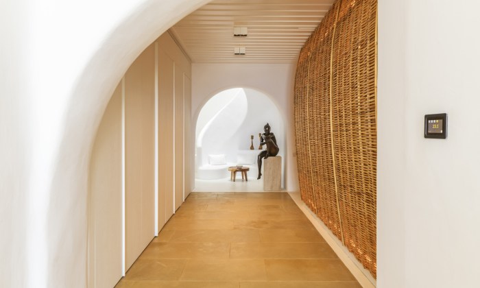 Adults-only villa in Ibiza with private jacuzzi