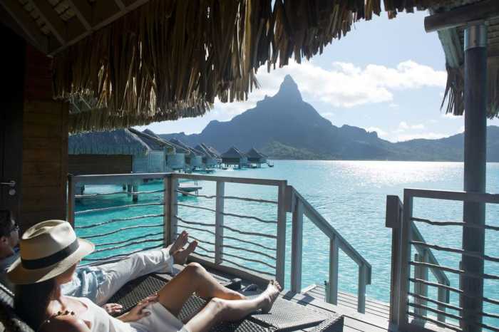 Overwater villa in Tahiti for honeymoon