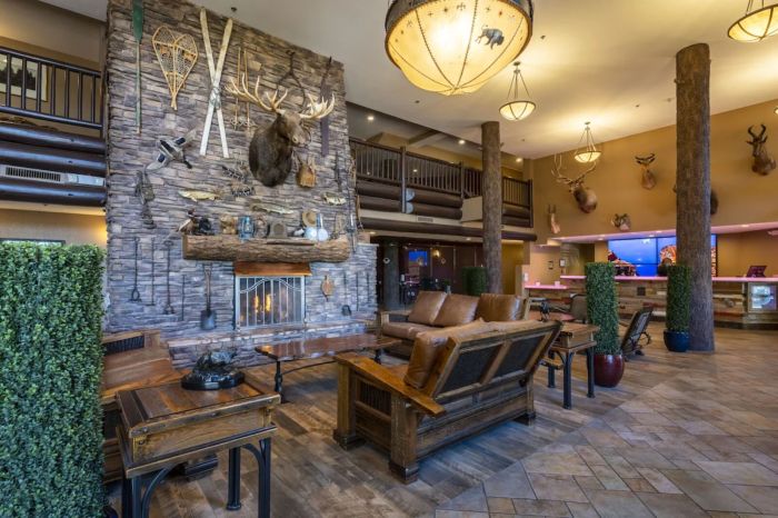 Hotel near Grand Canyon with guided tours