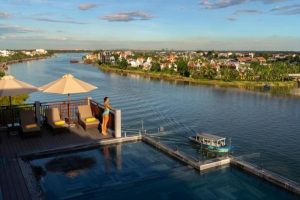 Riverside hotel in Hoi An with lantern views
