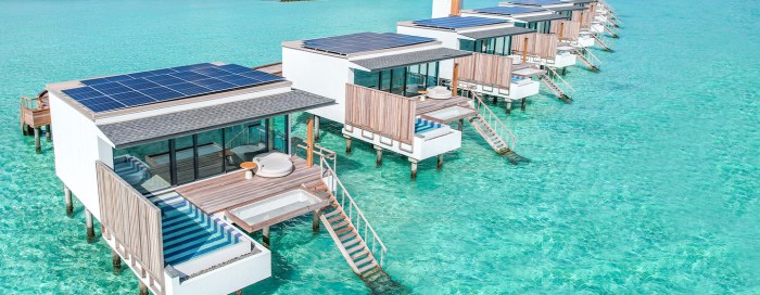 Luxury hotel in Maldives with overwater spa