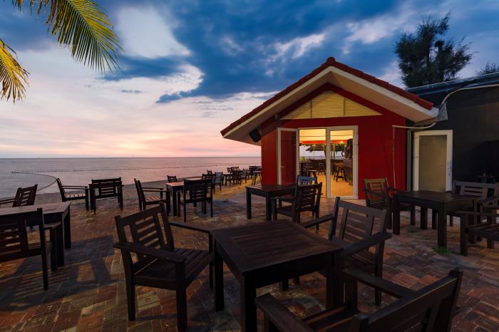 Luxury resort in Phu Quoc with beachfront villas